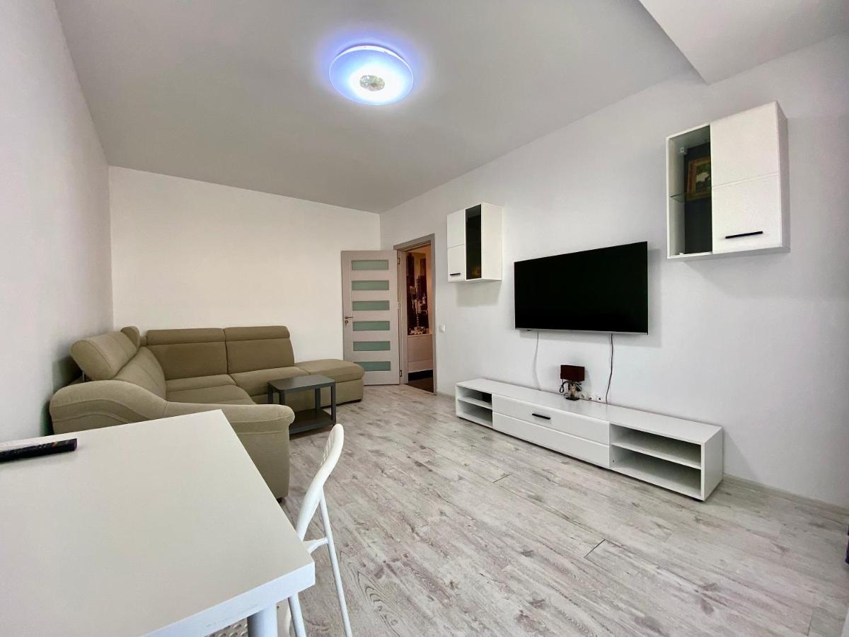 Apartment Titan Pallady Bucarest Esterno foto